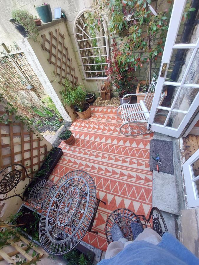 The Pickwick House 2 Bedroom Free Parking Bath Esterno foto