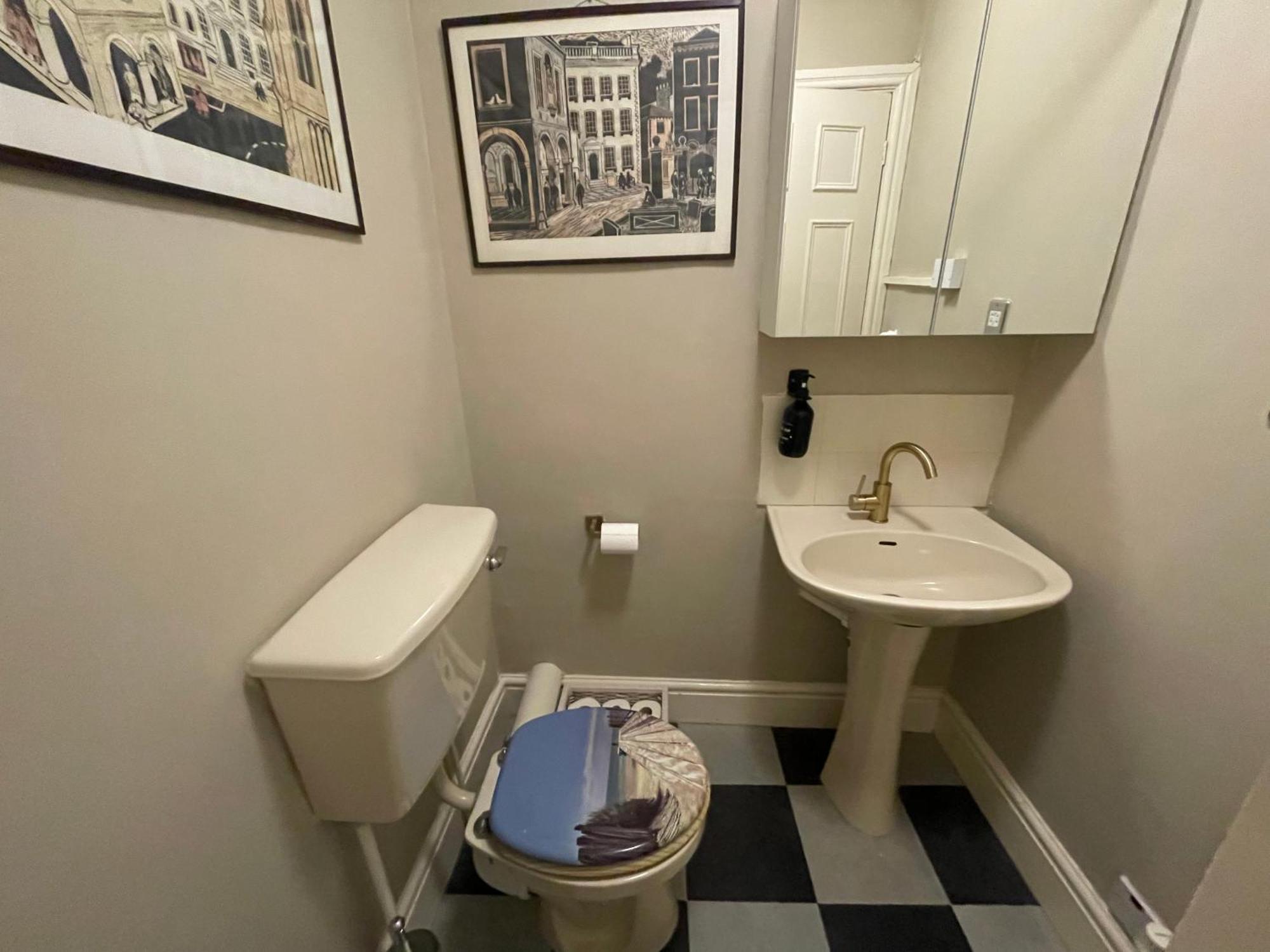 The Pickwick House 2 Bedroom Free Parking Bath Esterno foto