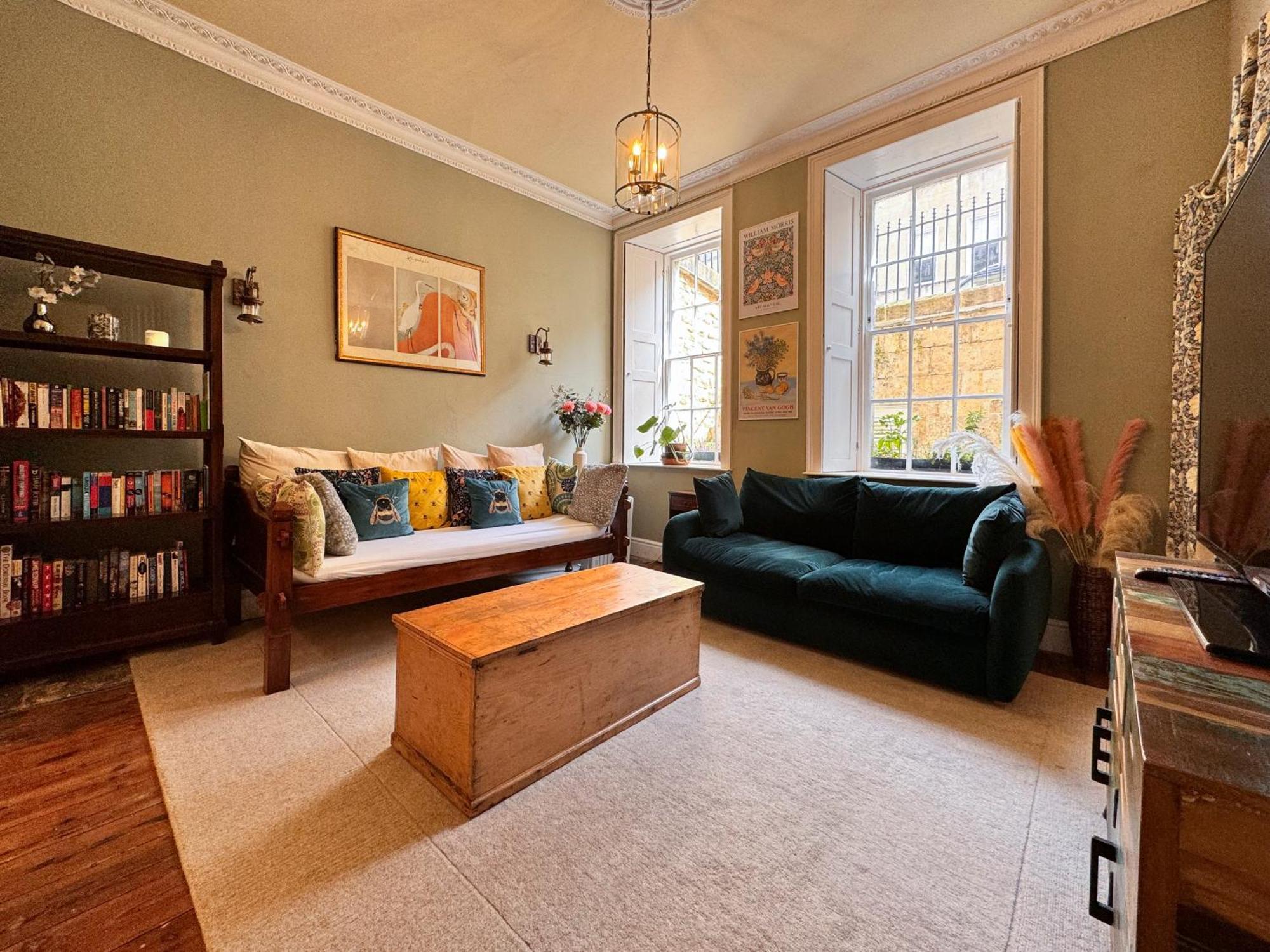 The Pickwick House 2 Bedroom Free Parking Bath Esterno foto